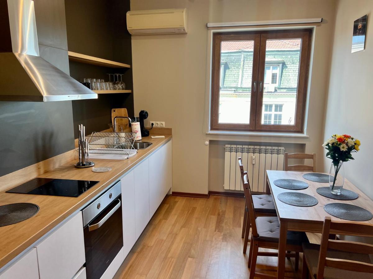 Apartment Location ! Location ! Location ! Garden View Oak Sofia