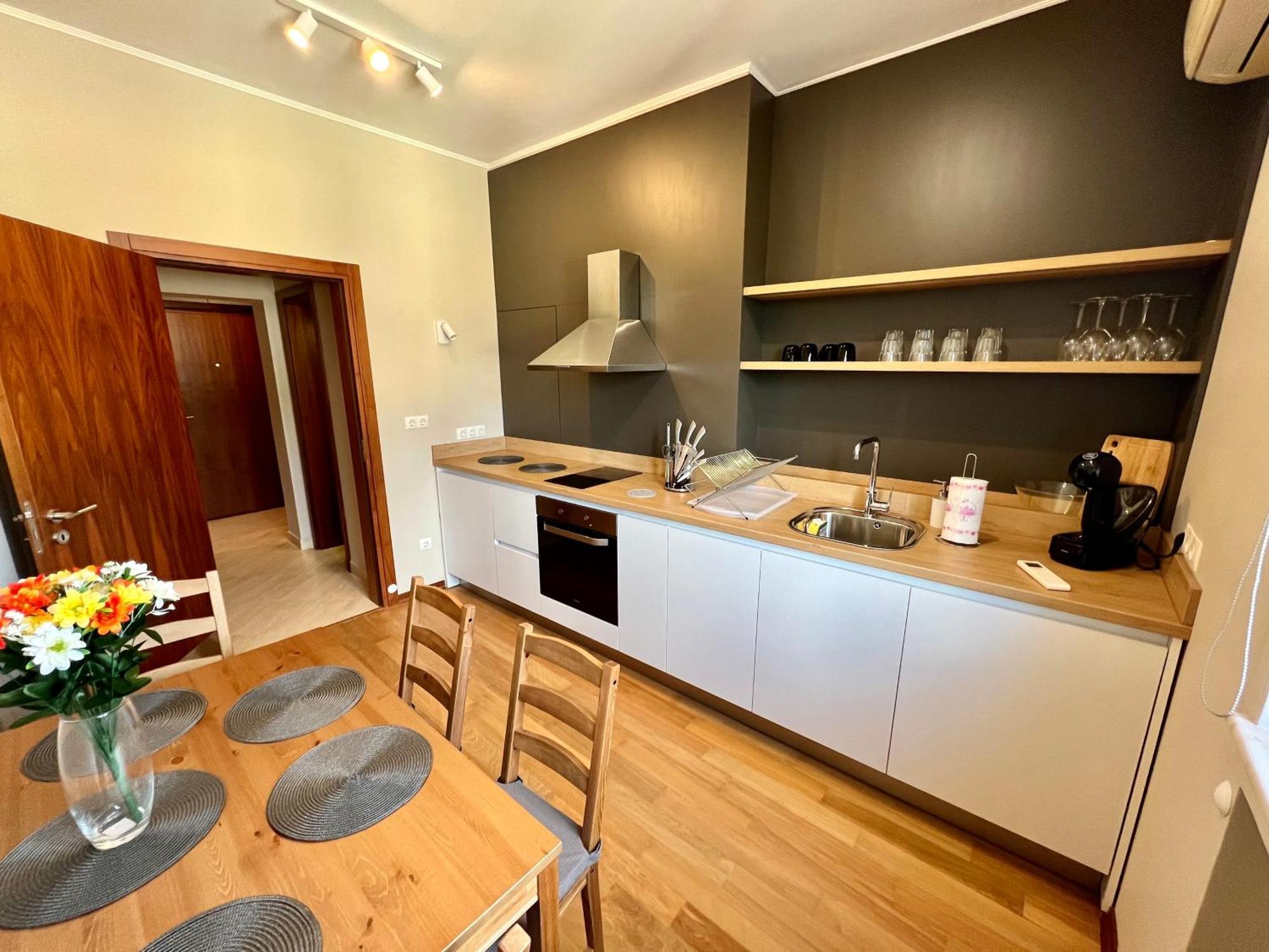 Apartment Location ! Location ! Location ! Garden View Oak Sofia